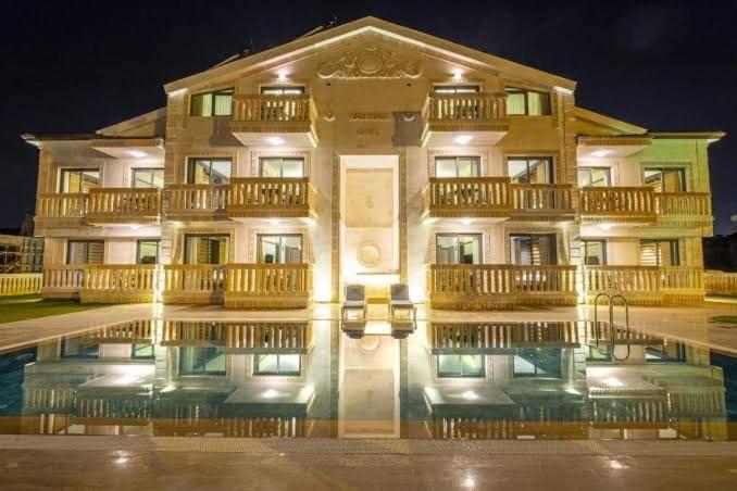 Kalender Pansion Aparthotel Фетие Екстериор снимка
